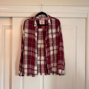 SO Women's Red Plaid Button Down Shirt